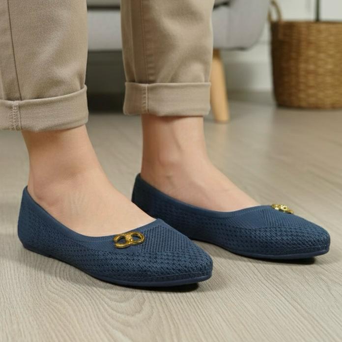 Stylish Soft Rubber Pumps for Girls