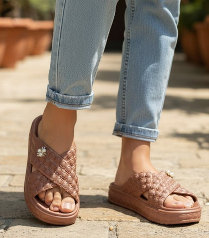 Soft Cushioned-Pearl Comfort Women's Slippers