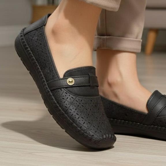 Stylish Soft Rubber Pumps for Girls