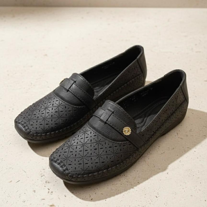 Stylish Soft Rubber Pumps for Girls